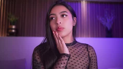 Camila online show from 18, 11, 2025