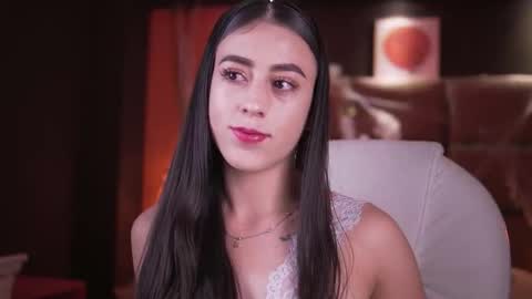 camila_martinez9 online show from 30, 10, 2025