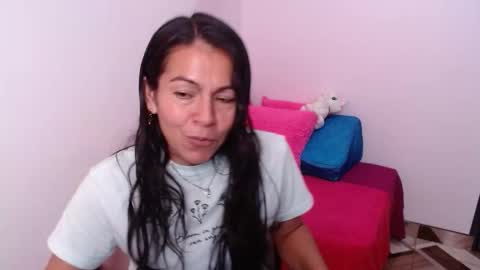 Snapshot of camila_vargas_ chatting on 25, 3, 2026 Camila Vargas online show from 25, 3, 2026