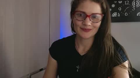 Camila ventura online show from 6, 11, 2025