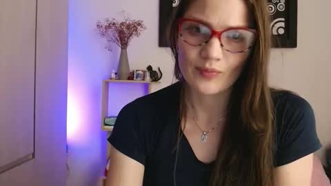 Camila ventura online show from 28, 11, 2025