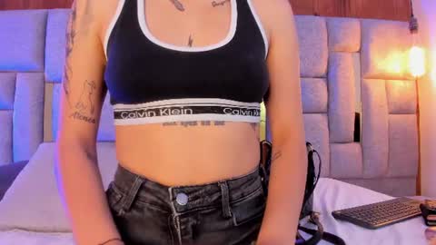 camilaa_smith_ online show from 27, 7, 2026