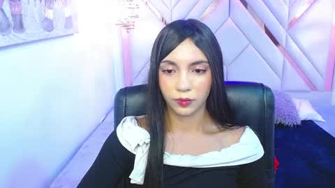 Cami online show from 8, 4, 2026