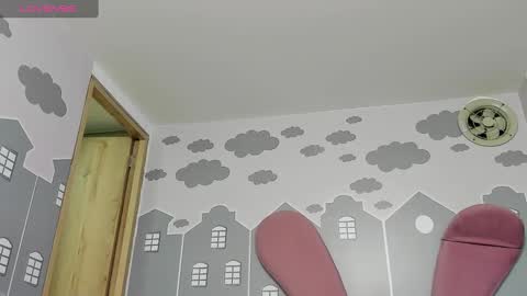 Camila  online show from 16, 2, 2025