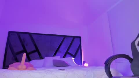 camila preston online show from 28, 4, 2026
