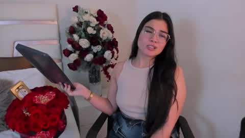 Camila online show from 15, 2, 2025