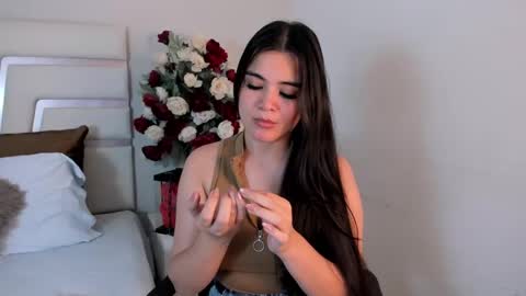 Camila online show from 26, 2, 2025