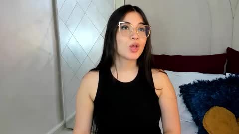 Camila online show from 10, 9, 2025