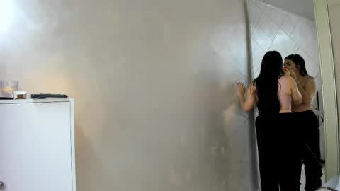 Camila online show from 15, 9, 2025