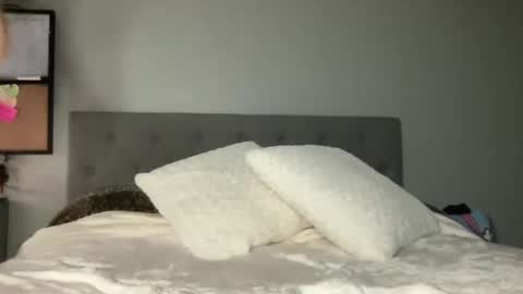 Snapshot of camilaxcruz chatting on 30, 9, 2025 Camila Cruz online show from 30, 9, 2025