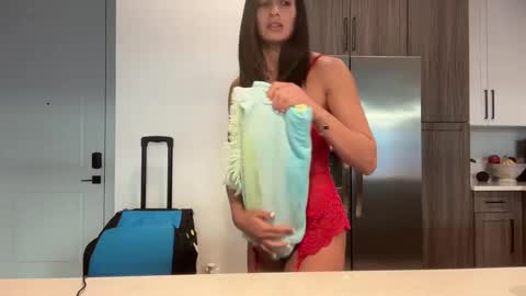 camiliakxoxo online show from 3, 12, 2024