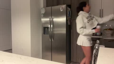 camiliakxoxo online show from 12, 2, 2025