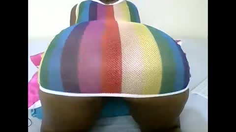 Snapshot of camilla15144 chatting on 27, 2, 2025 camillla15 online show from 27, 2, 2025