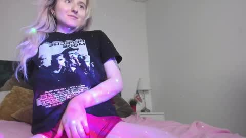 camilladreamer online show from 10, 4, 2026