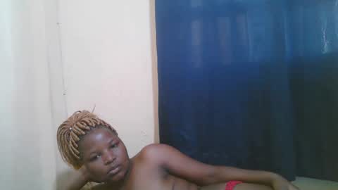 Snapshot of camillah_sweet chatting on 6, 2, 2026 camillah_sweet online show from 6, 2, 2026