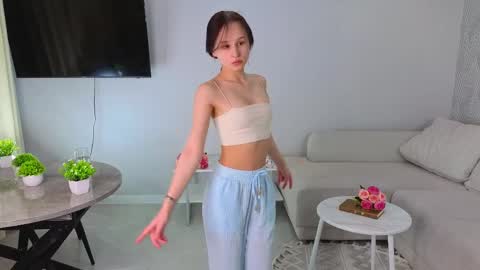 Snapshot of camillahooser chatting on 17, 3, 2026 May online show from 17, 3, 2026