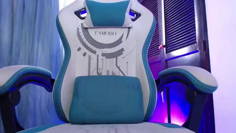 camilo_contre21 online show from 14, 2, 2025