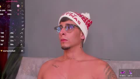   INDEPENDENT MODEL online show from 4, 12, 2024