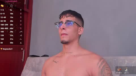   INDEPENDENT MODEL online show from 19, 12, 2024