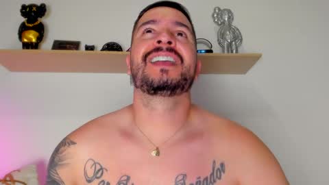 camilo_restrepo21 online show from 16, 9, 2025