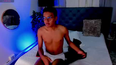 Snapshot of camilo_santoss chatting on 1, 7, 2026 camilo_santoss online show from 1, 7, 2026