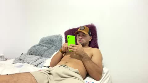 camilor_30 online show from 11, 11, 2025