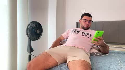 camilor_30 online show from 3, 8, 2026