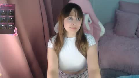 Snapshot of caminicole chatting on 4, 2, 2026 Nicole online show from 4, 2, 2026