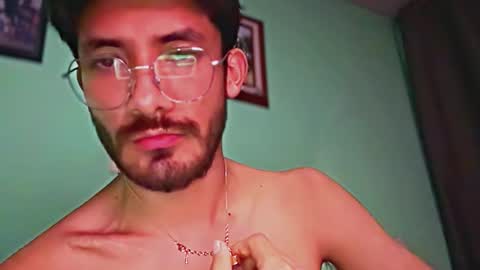 camisitas737 online show from 16, 3, 2026