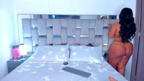 Camila online show from 15, 12, 2025