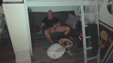 camunication online show from 4, 3, 2025