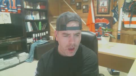 Snapshot of canadianboi6969 chatting on 30, 12, 2024 CanadianBacon6969 online show from 30, 12, 2024