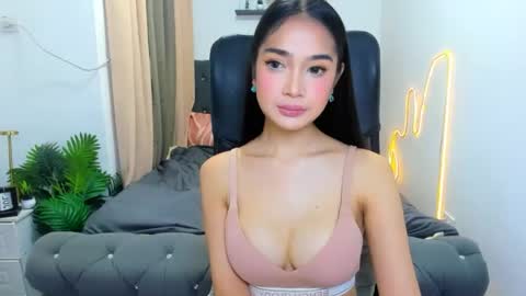 Snapshot of candiceferragamo chatting on 12, 7, 2026 candiceferragamo online show from 12, 7, 2026