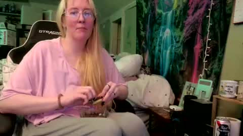 Candi online show from 3, 5, 2026