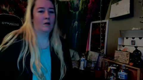 Candi online show from 6, 8, 2026