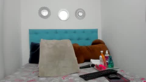 candy_big_tits18 online show from 19, 11, 2025