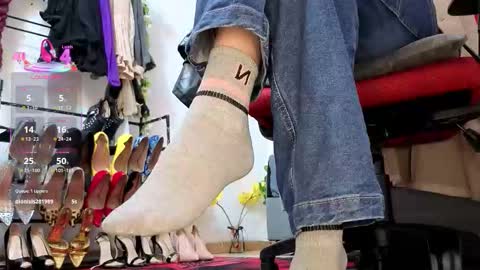 Snapshot of candy_conrad chatting on 11, 1, 2026 Candy FOLLOW ME online show from 11, 1, 2026