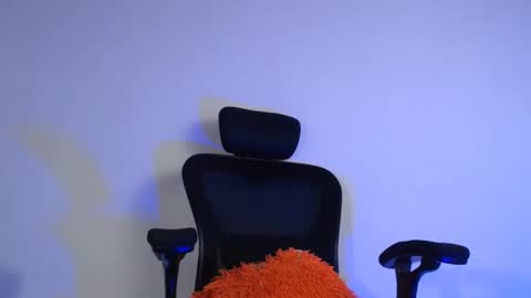 Snapshot of candy_cumy1 chatting on 11, 9, 2025 Dayan Camila online show from 11, 9, 2025