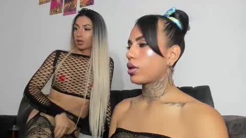 Snapshot of candy_cumy1 chatting on 28, 11, 2025 Dayan Camila online show from 28, 11, 2025