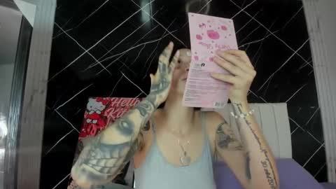 Leila  online show from 19, 11, 2025