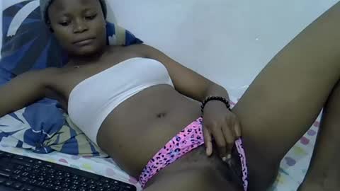 Snapshot of candy_lisah chatting on 18, 7, 2026 Lisa online show from 18, 7, 2026