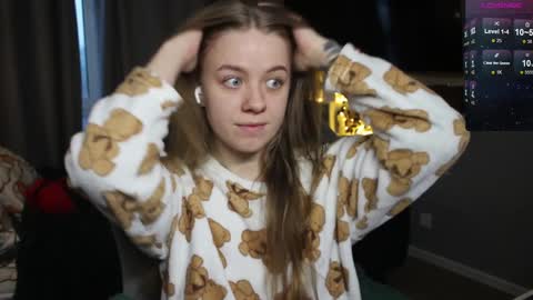 Snapshot of candy_meggie chatting on 16, 1, 2025 Megan online show from 16, 1, 2025