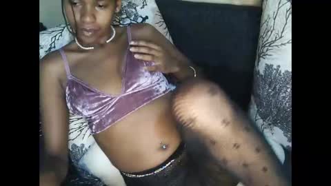 candybrown001 online show from 28, 10, 2025