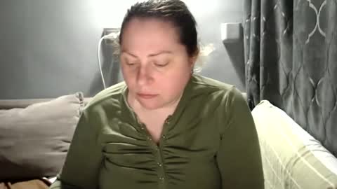 Laura online show from 28, 4, 2026