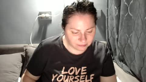 Snapshot of candycream74 chatting on 27, 6, 2026 Laura online show from 27, 6, 2026