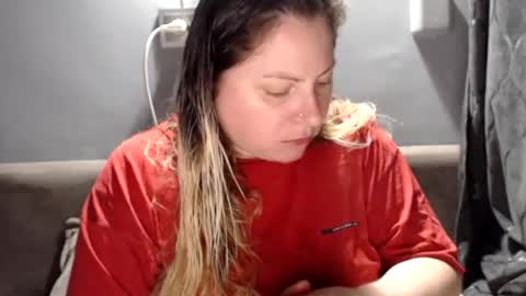 Snapshot of candycream74 chatting on 18, 7, 2026 Laura online show from 18, 7, 2026
