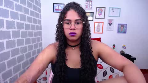 Snapshot of candyhot_sex chatting on 24, 2, 2025 Karen online show from 24, 2, 2025