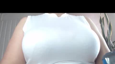 Snapshot of candyhottetiana chatting on 11, 5, 2026 tatiana online show from 11, 5, 2026