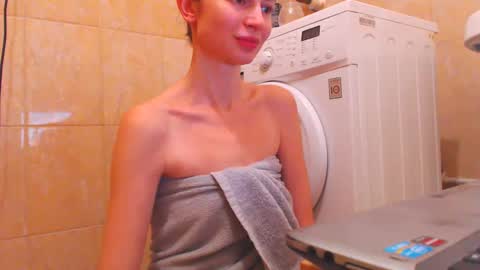 Snapshot of candyjesx chatting on 19, 2, 2025 CANDYJESx online show from 19, 2, 2025