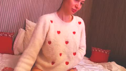 Snapshot of candyjesx chatting on 8, 3, 2025 CANDYJESx online show from 8, 3, 2025